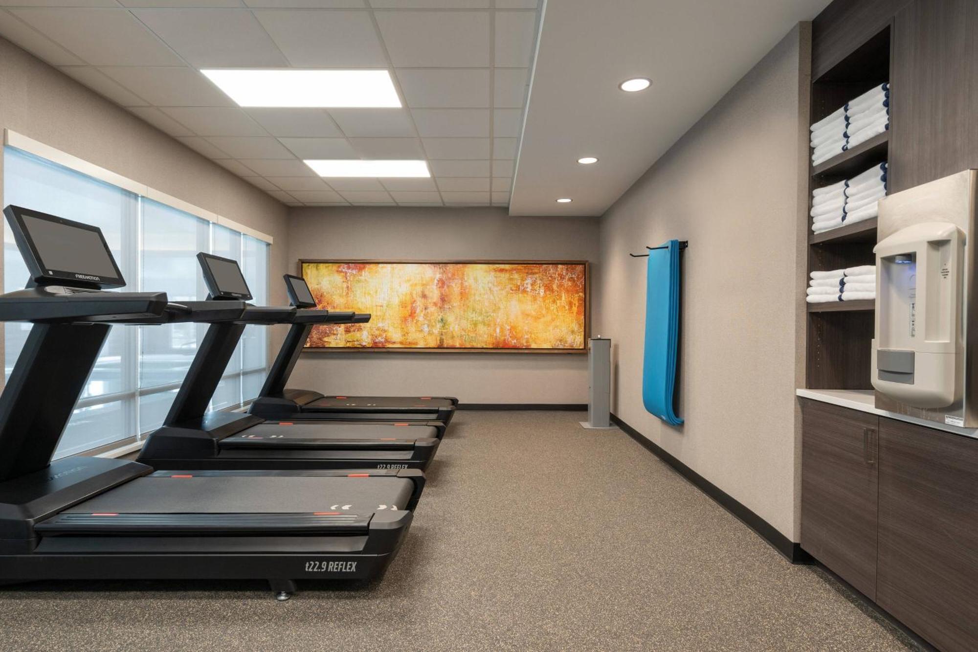 Towneplace Suites By Marriott Logan Kültér fotó