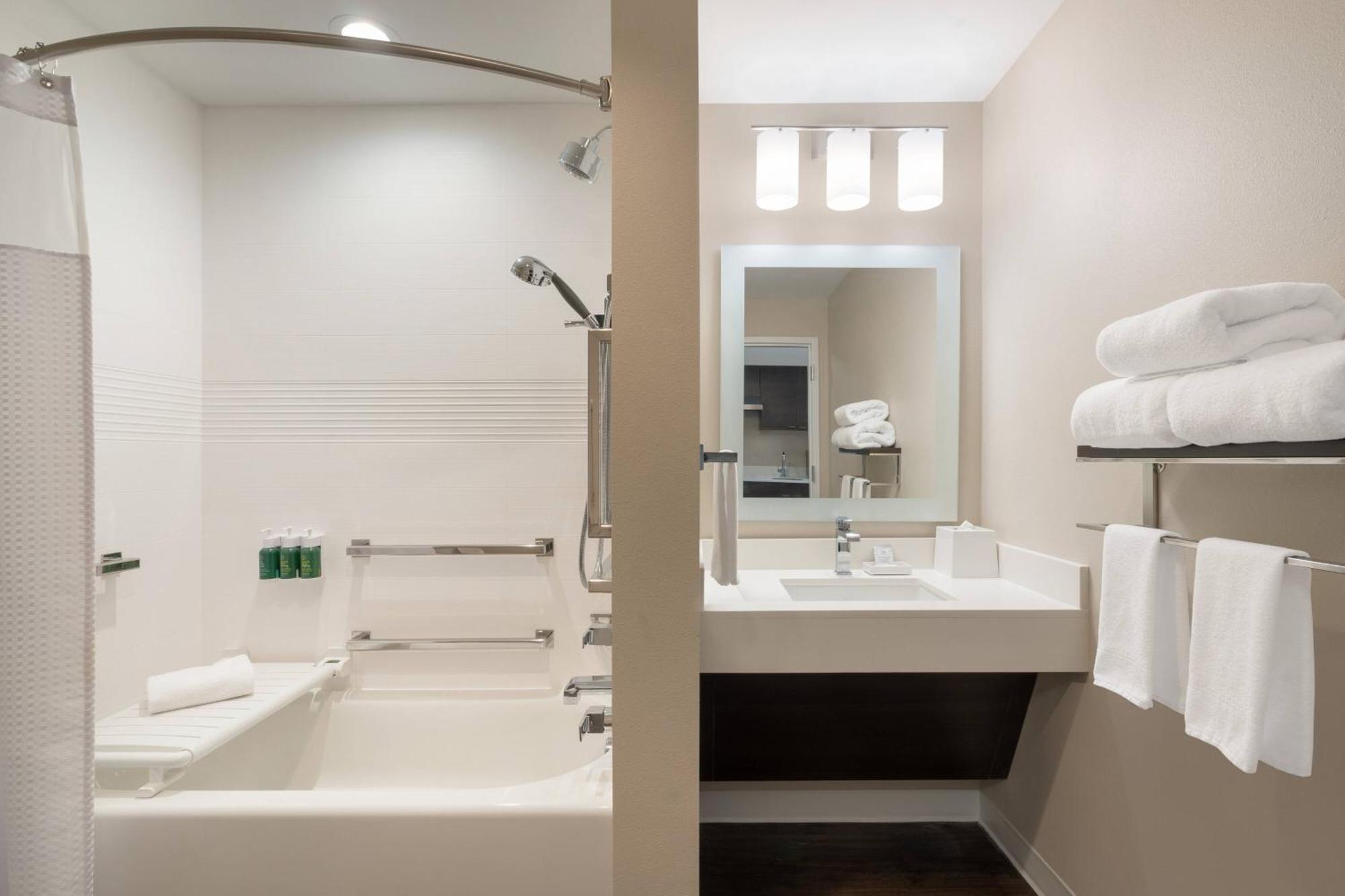 Towneplace Suites By Marriott Logan Kültér fotó